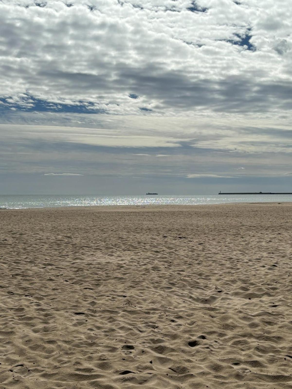 Apartamento Primera Linea De Playa Patacona Валенсия Екстериор снимка